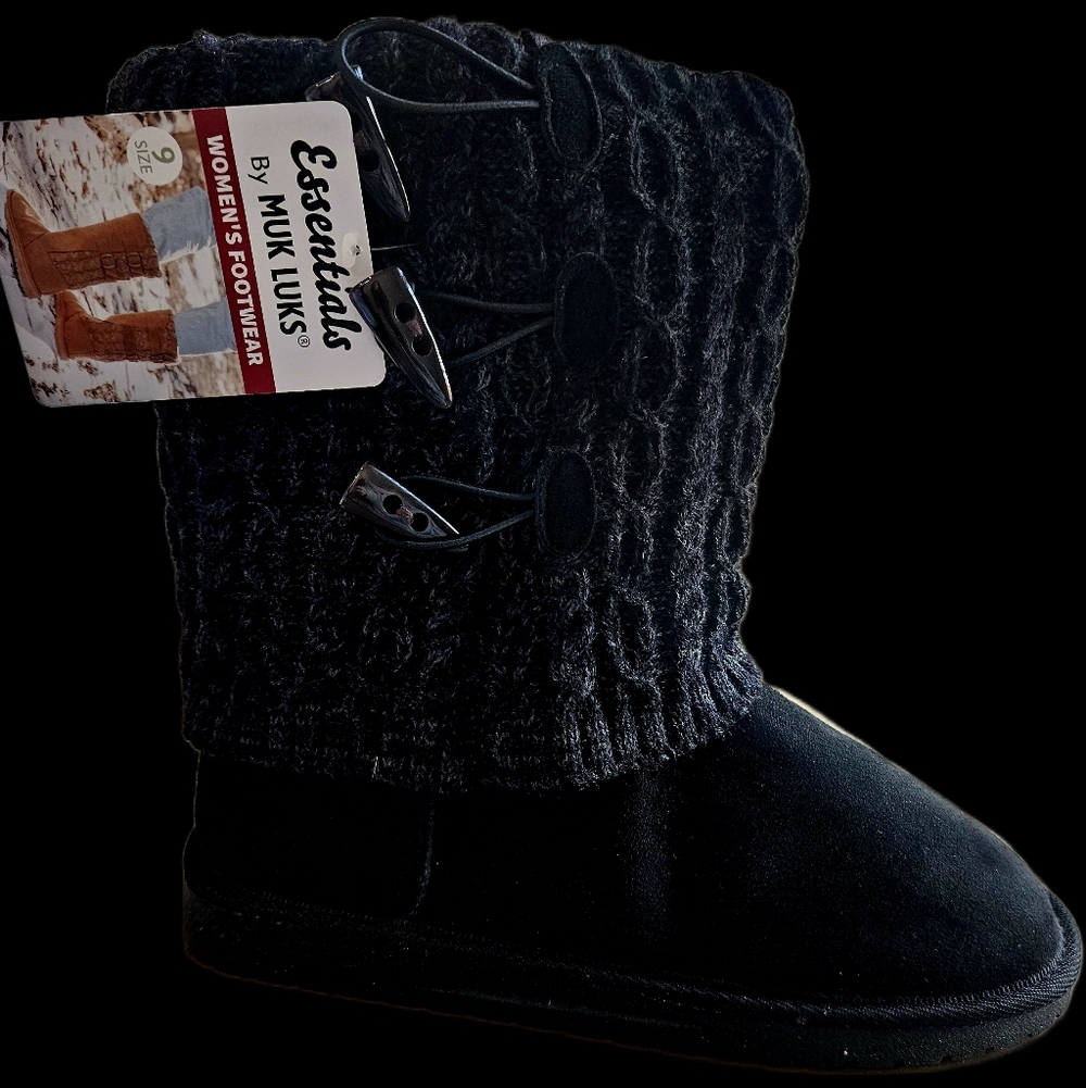Black Essentials by MUK LUKS Womens Size 9
